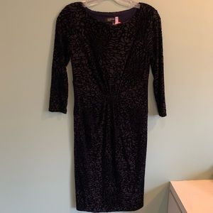 Jones New York beautiful velvet design dress